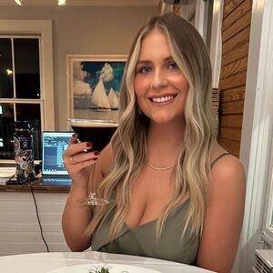 Meet your Posher, Shelby